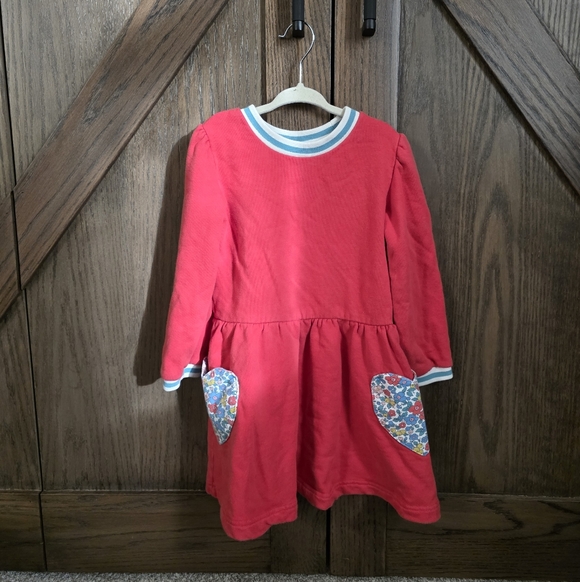 Mini Boden Other - Mini Boden Floral Pocket Sweatshirt Dress